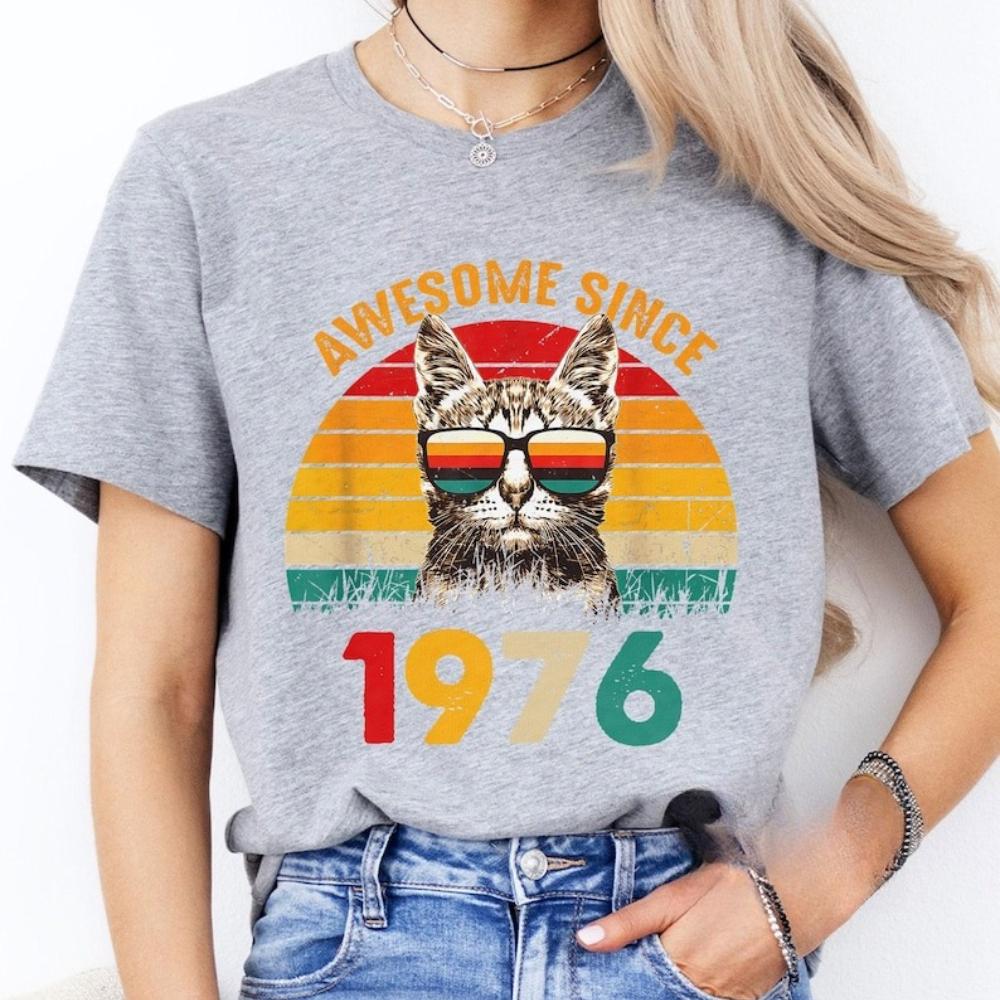 1976 Retro Cool Cat Shirt 50th Birthday TShirt Retro Style Unisex Tee Born in 1976 50th Birthday Gift Men Women Casual Apparel S