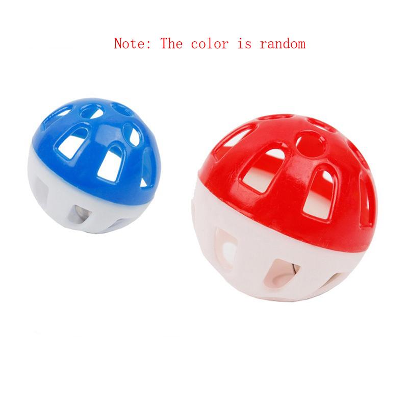 Heißes Haustier Katze Spielzeug Glockenball farbiges Plastik ausgehöhlt Katzengeräusch interaktives Spielzeug Haustierbedarf