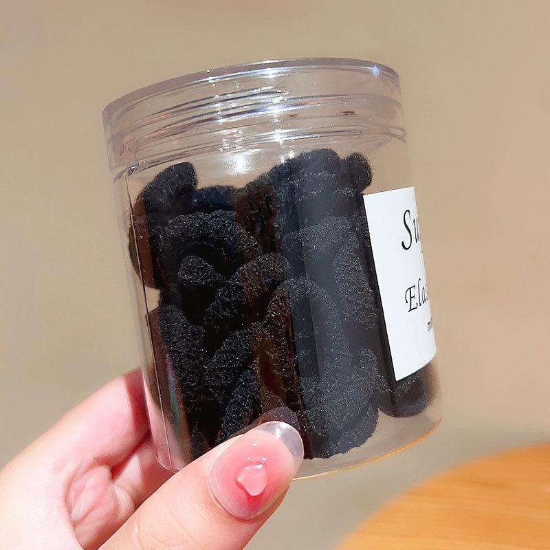 Wysoki Kucyk Gumka - Modny Dodatek do Włosów 2023