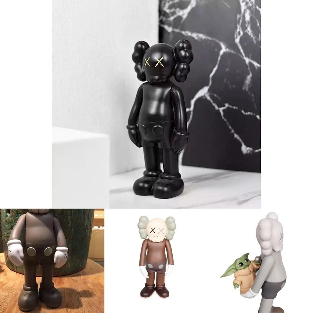 Kaws Companion PVC Akční figurka Držák na tužky Rozkošný Dětský dárek 7,3 palce Ozdoba