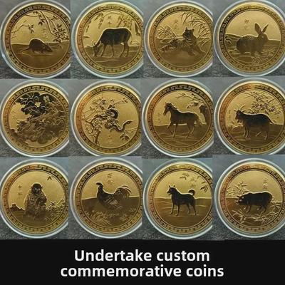 Chinesische Tierkreiszeichen-Souvenirs: Gedenkmünzen, Medaillen, Abzeichen, Touristenandenken, Sammlerstücke von Sehenswürdigkeiten, Kulturelle kreative Metallkunst