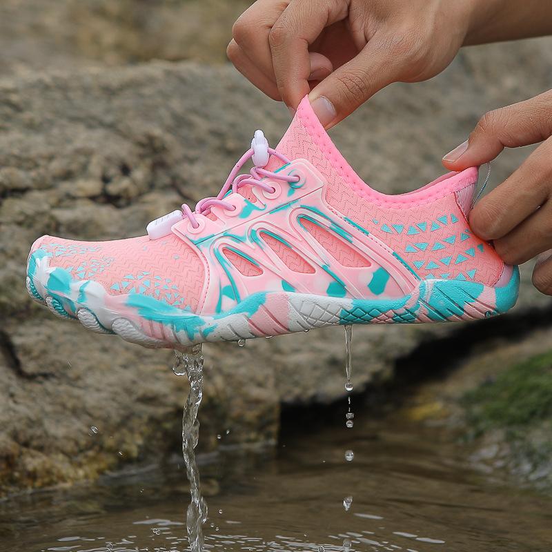Summer New Lightweight and Breathable Stream Walking Shoes Couple Outdoor Swimming Beach Wading Shoes Hiking Five-finger Shoes Men
