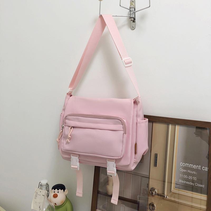High Capacity Retro Canvas Bag Unisex Style Perfect For Daily Use With Zipper Closure