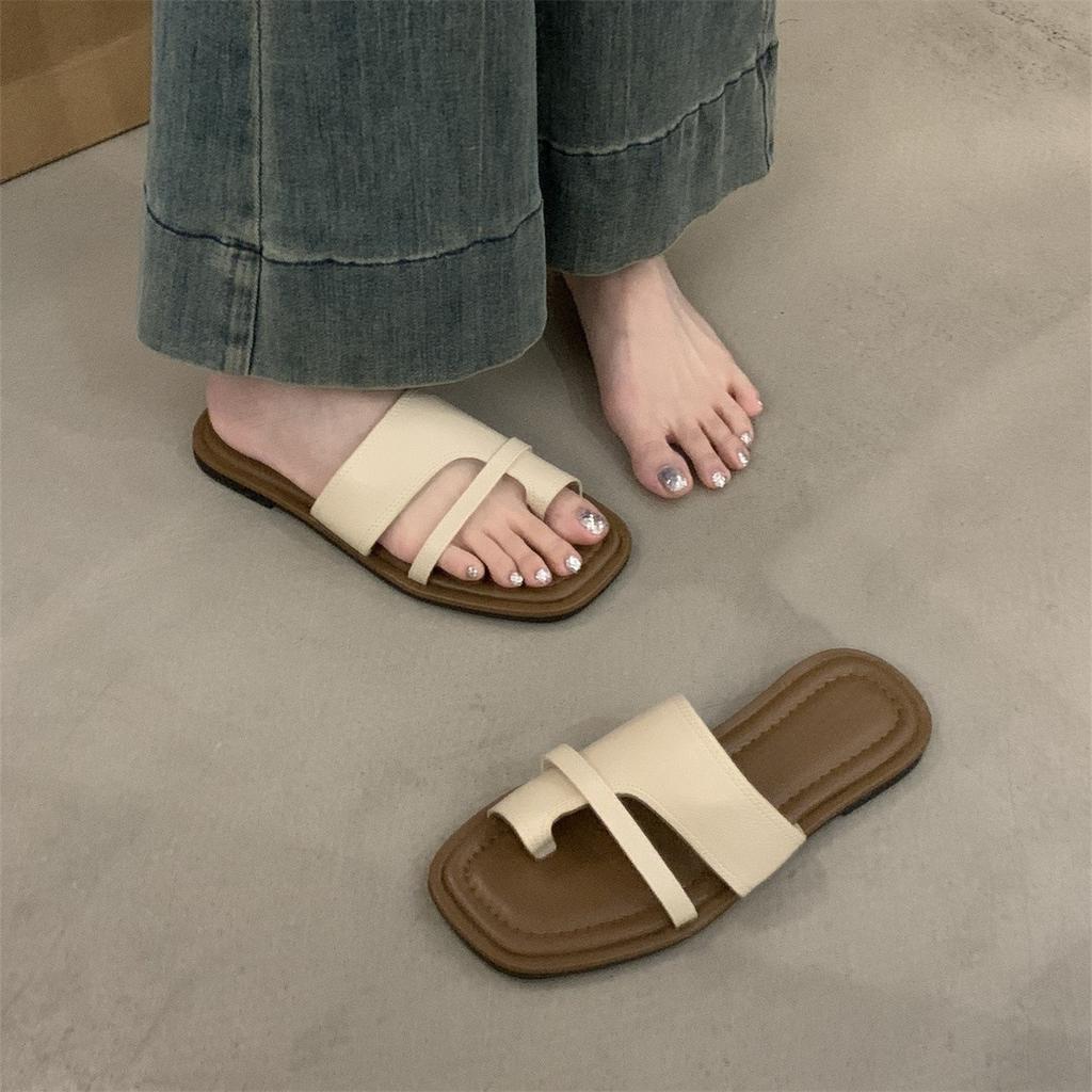 Roman Cool Slippers Wear Flat Women's Shoes, Spring and Summer 2025 New Square Head Cover Toe and Pedal Beach Sandals