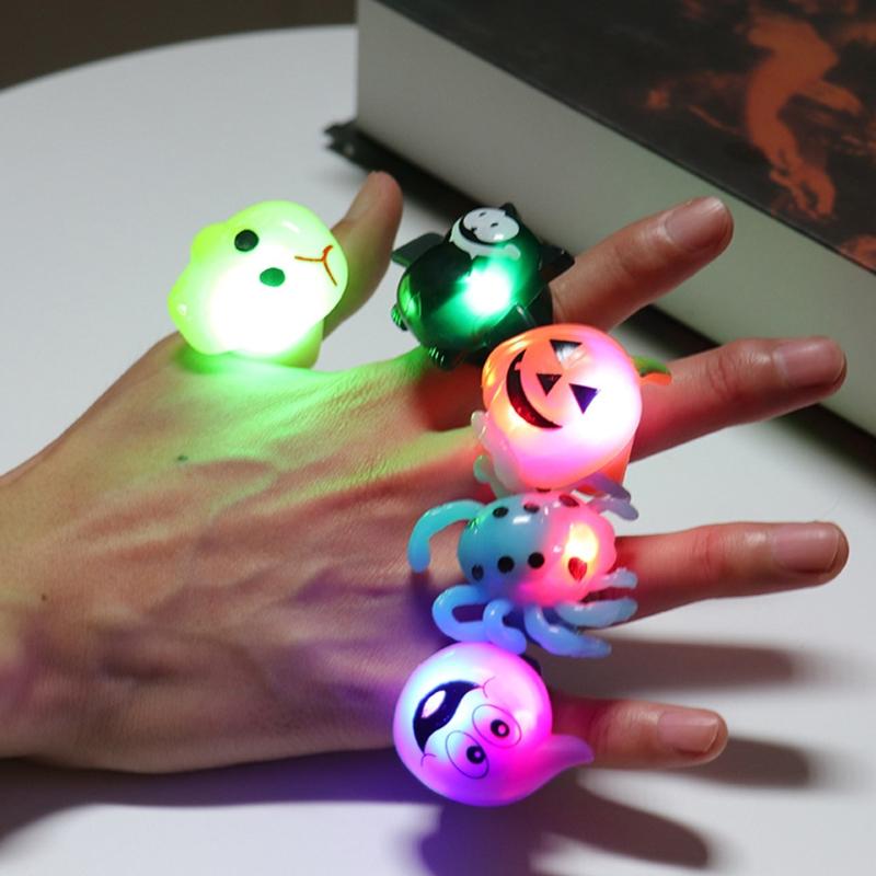 Luminous Prom Party Finger Lights Pumpkin Skull Glowing Ring Novelty Trick Or Treat Halloween Decor Flashing Toys