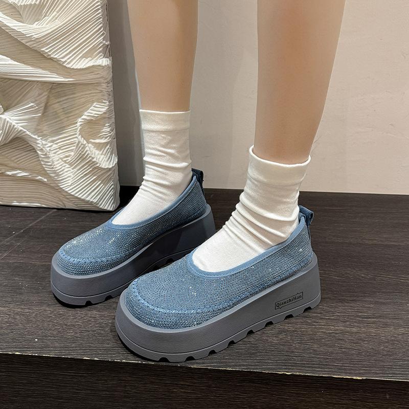 Stylish and comfortable flat-bottomed new one-pedal round-head rhinestone thick-soled heightening shallow-mouth single shoes