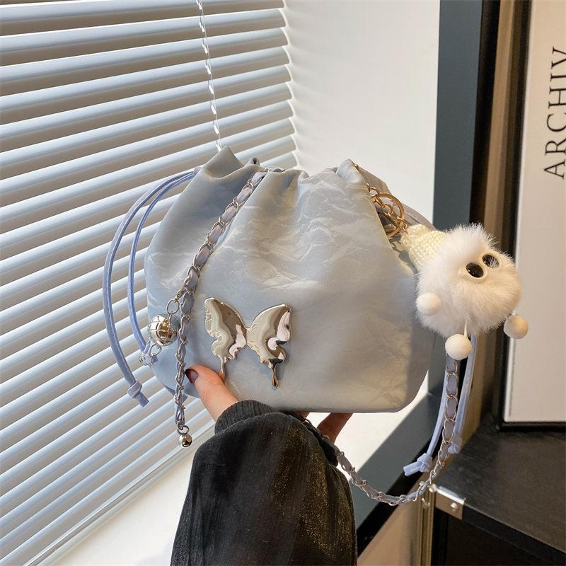 Korean Aesthetic Casual Bucket Bag Chain Summer 2024 New Niche Design Bag Crossbody Pleated Bag Women