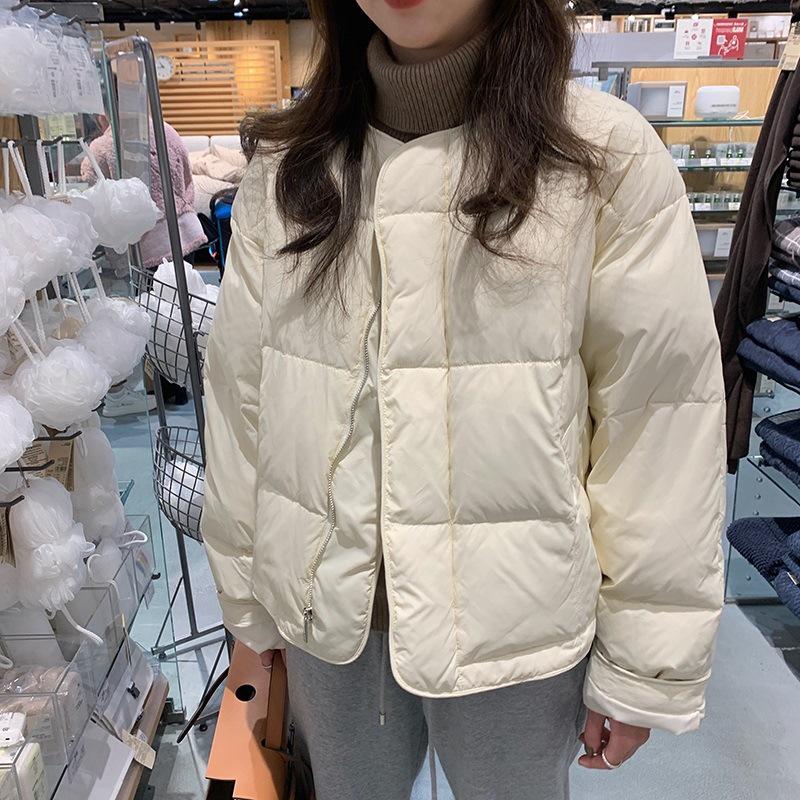 2025 Spring Women's Slimming Round Neck Short Down Jacket - Trendy, Warm Long Sleeve Outerwear