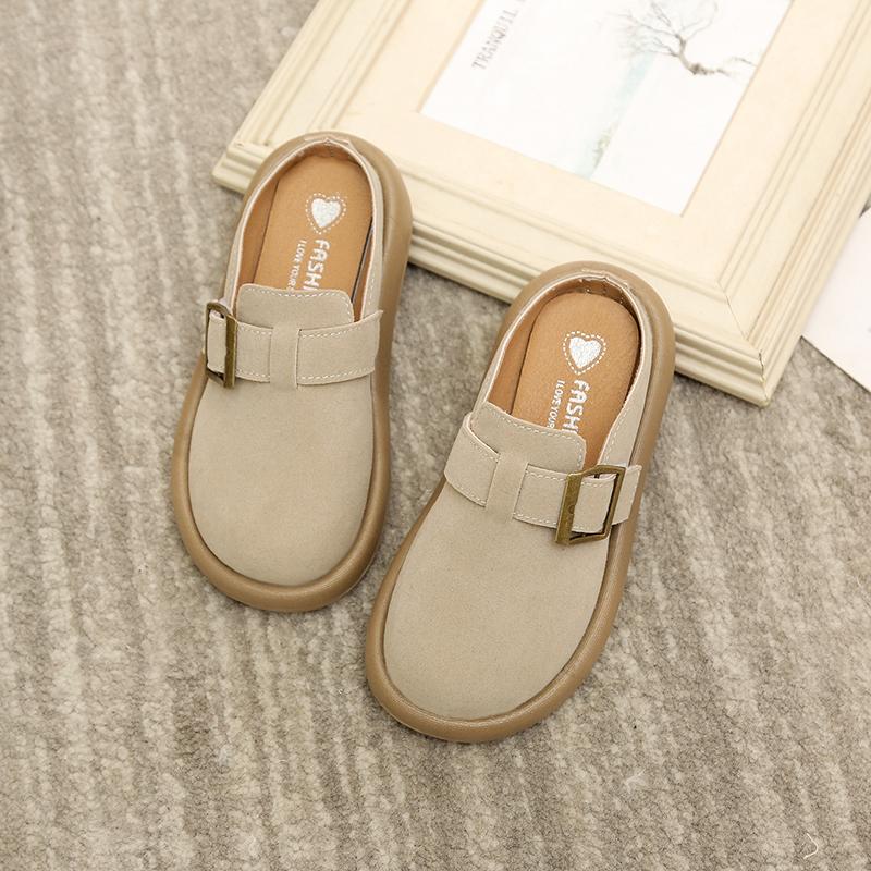 2024 Novos chinelos infantis Home Soft Bottom Girls Versátil Slip-on Sapatos Moda Casual Crianças Mules Chinelos Simples Bico redondo