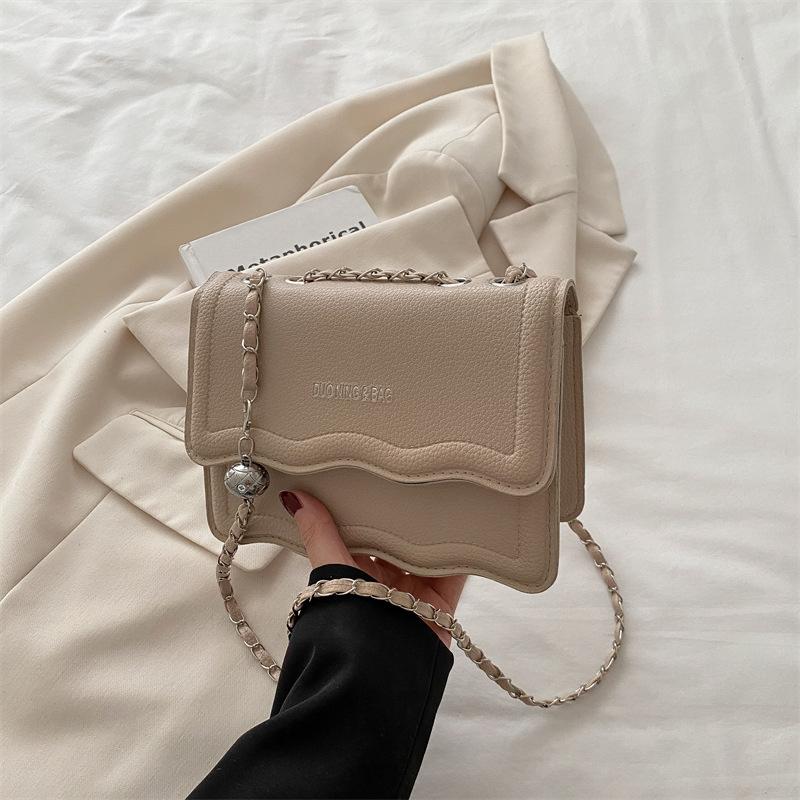 

Solid color simple fashion casual small bag, foreign style retro women s bag 2025 spring new bag, one shoulder crossbody small square bag хаки
