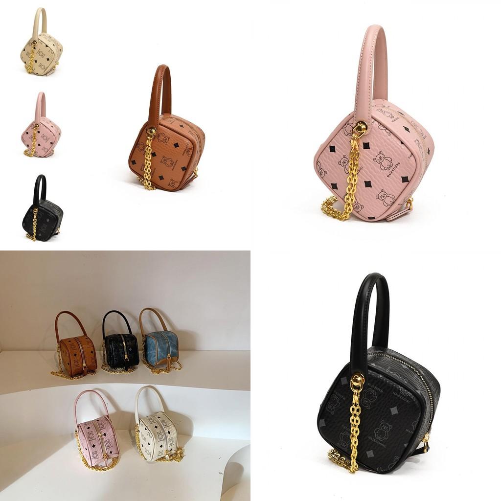 Stylish Childrens Handheld Bag With Cute Bear Print And Fun Animal Design For Toddlers