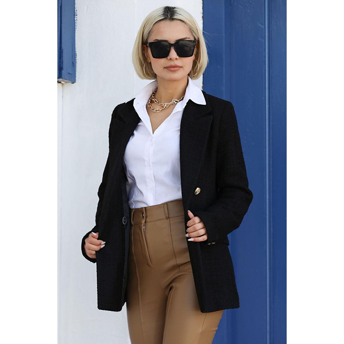 

Женский блейзер экрю