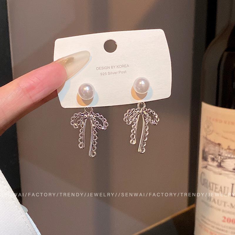 Серебряные серьги-гвоздики с балетным бантом женские милые серьги универсальные для ушей с темпераментом