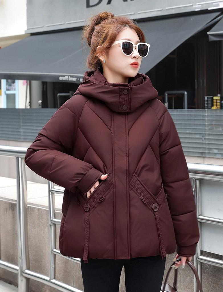 Women’s Short Hooded Windproof Thicken Warm Winter Jacket With Raglan Sleeves