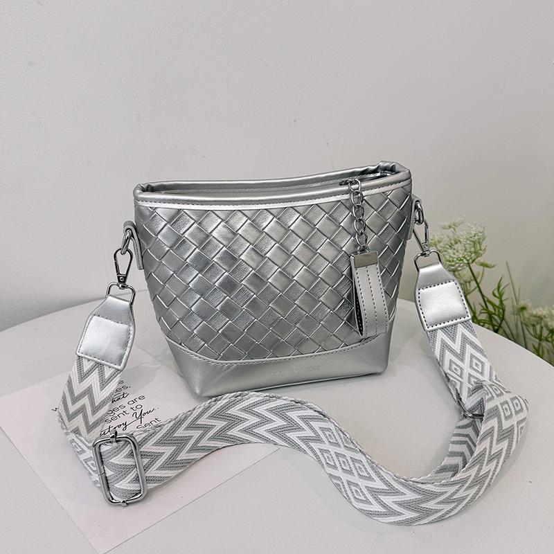Hot Selling Lingge Women's Bags in  Single Shoulder Crossbody Square Bag Fashion Leisure New Models