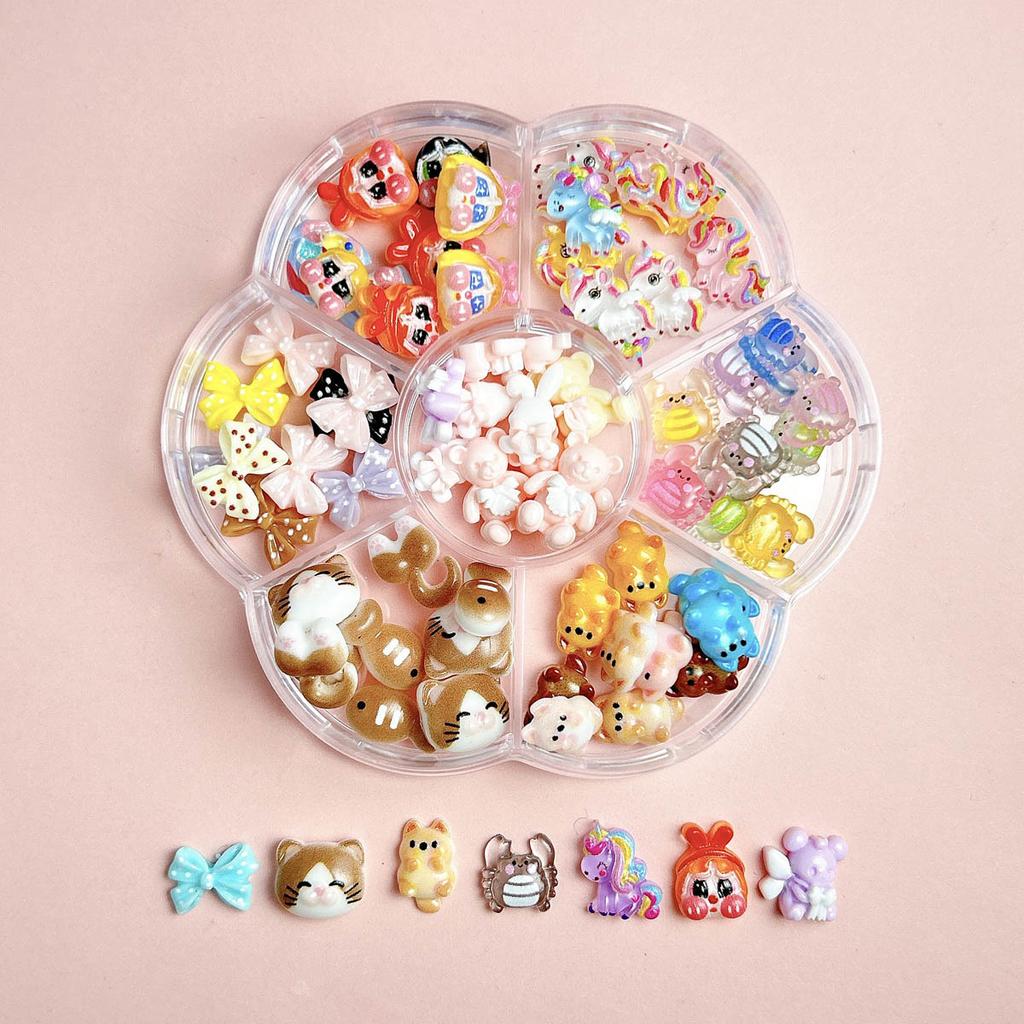 1Box Mixed Cute Simulated Dessert Candy Butterfly Nail Art Decorations 3D Resin Cartoon Cat Fish Bear Nail Charms Supplies