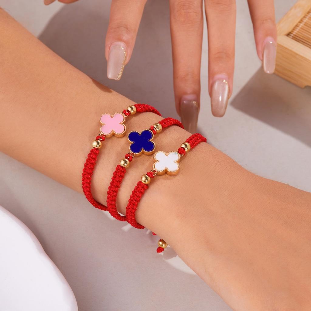 Fashion Lucky Four-Leaf Clover Braided Bracelet Women Ins Style Niche Hundred With Pull-Out Adjustable Four-Leaf Flower Hand Rope