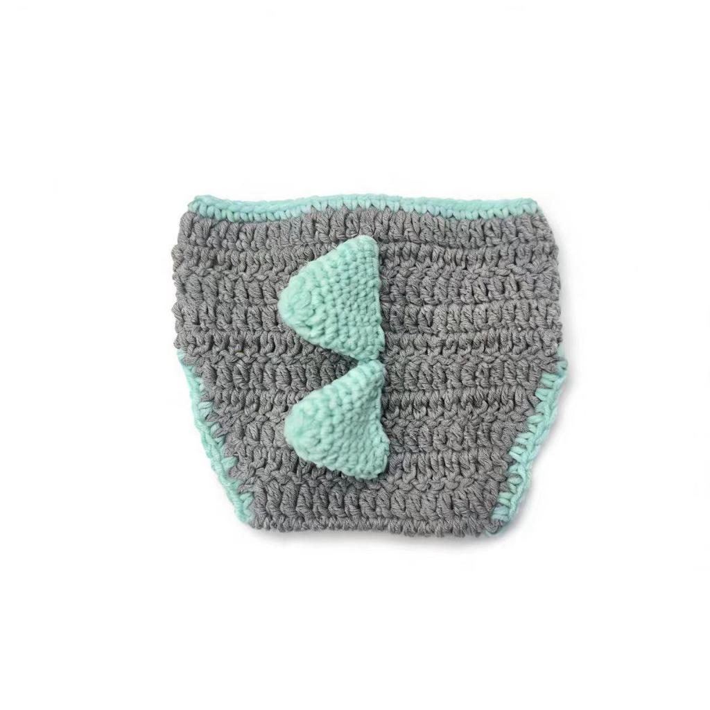 Dinosaur Costume for Newborn Baby Photography – 100-Day & Full Moon Photo Props