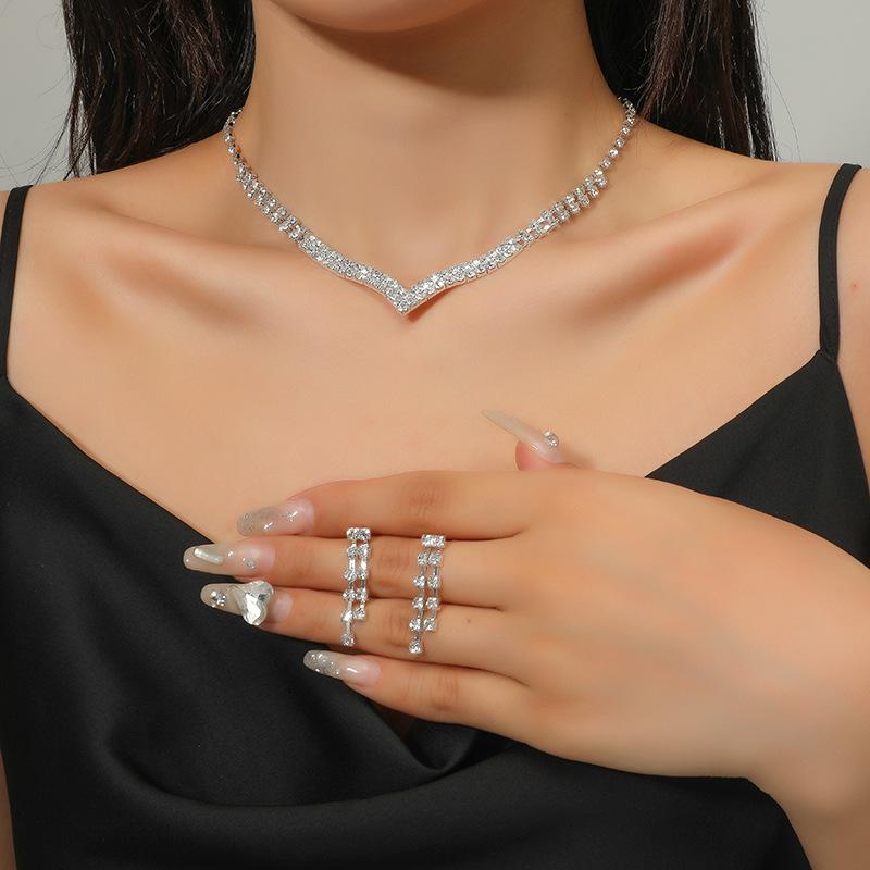 

Elegant Rhinestone Tassel Chain Jewelry Set for Evening Parties