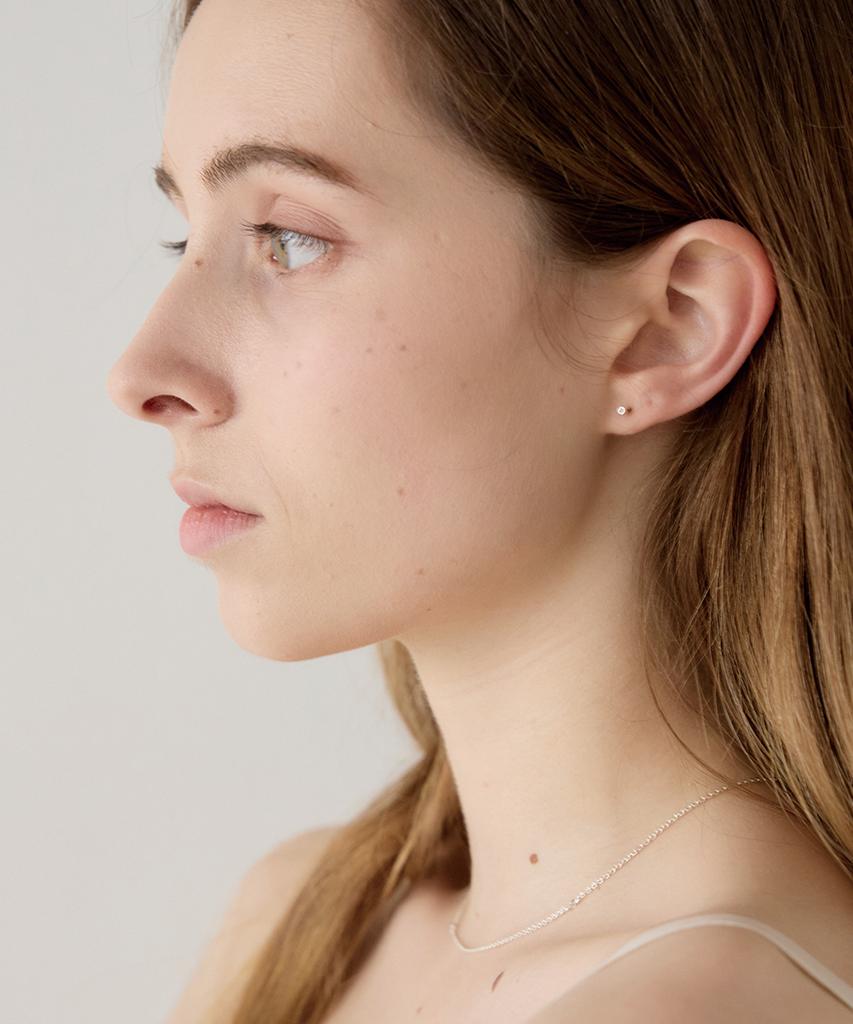 Aphrose Behind Logo Pure Dots Pendant Asymmetrical Earrings