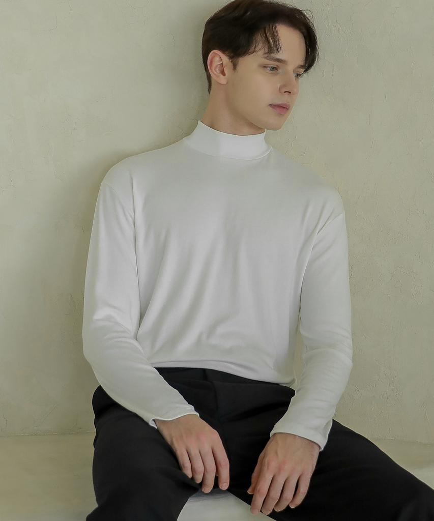 ESN Half Turtleneck Knit T-Shirt Off-White