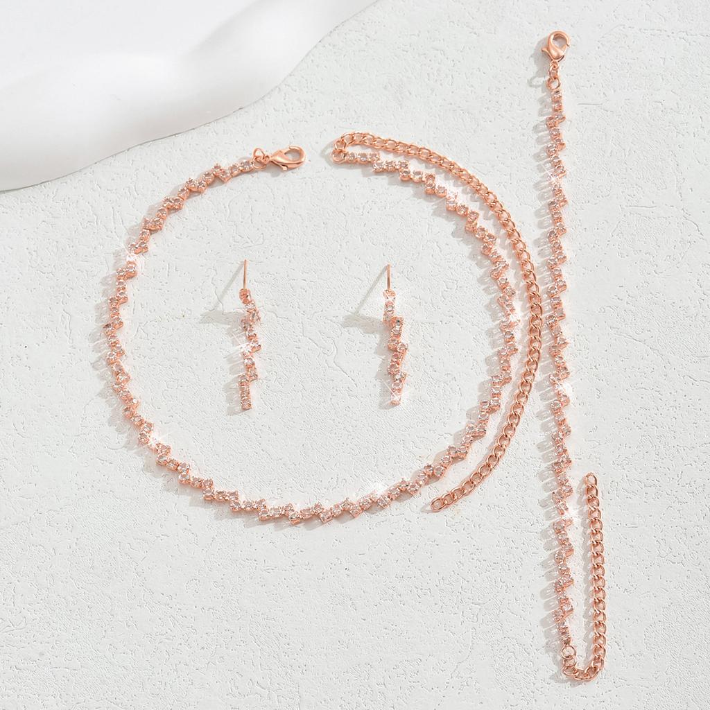 Jewelry Claw Chain Necklace Earrings Bracelet Suit Three-piece Clavicle Chain Evening Dress Accessories