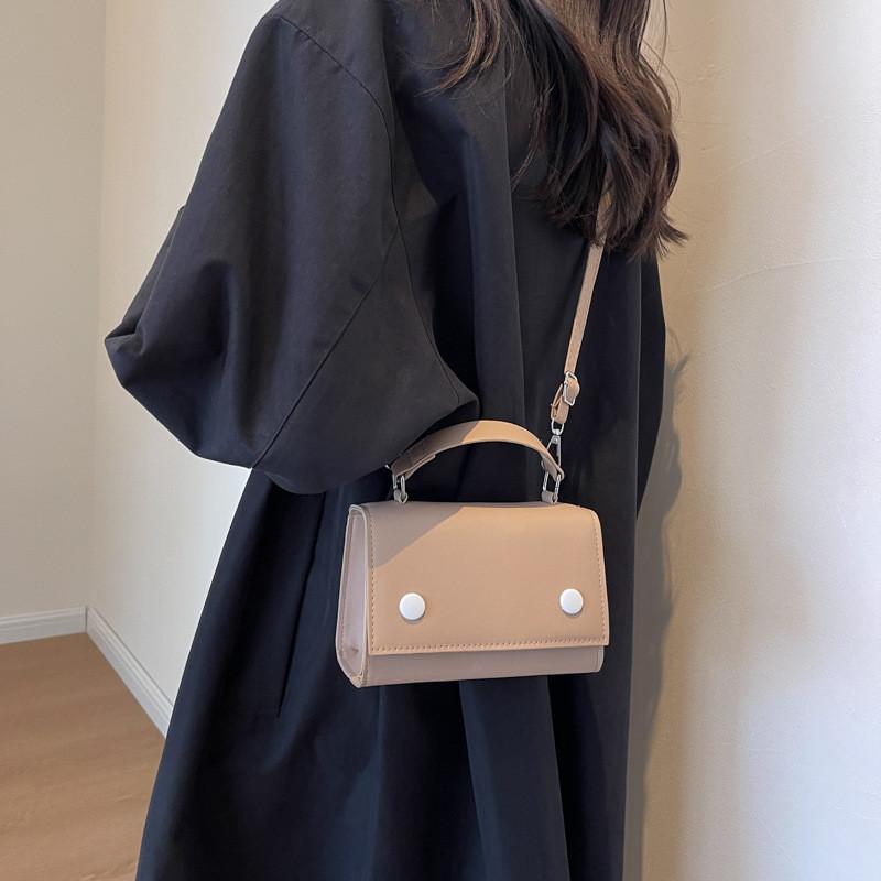 Stylish And Trendy Women's Shoulder Bag Chic Small Square Bag For Autumn Fashion