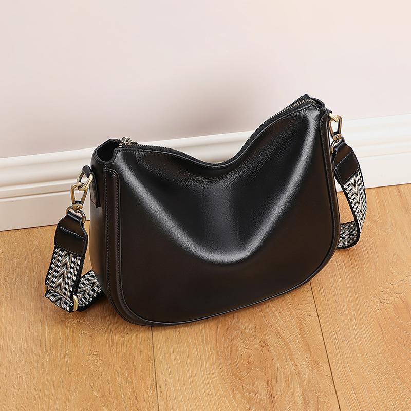 New Women's Crossbody Bag Saddle Bag Genuine Leather Versatile Large Capacity Underarm Bag