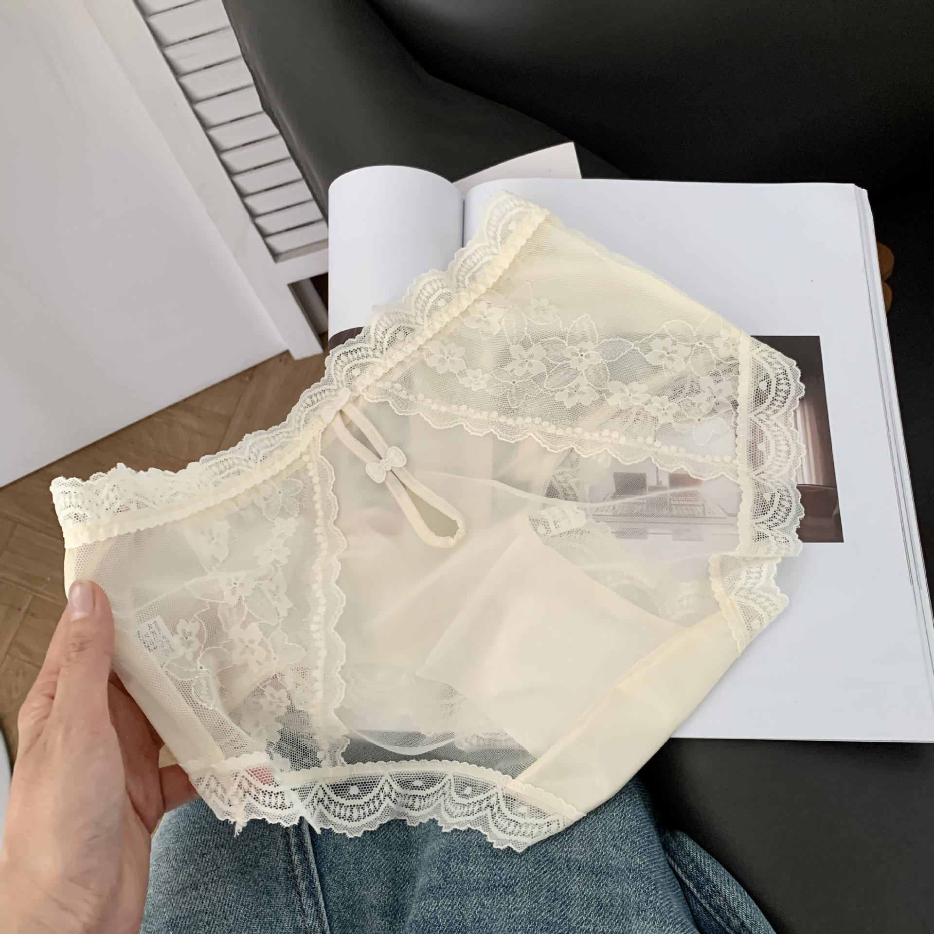

Ladies Summer Light Luxury Satin Hollow Lace Hip Ice Silk Quick Dry Middle Waist Triangle Briefs L молочный белый