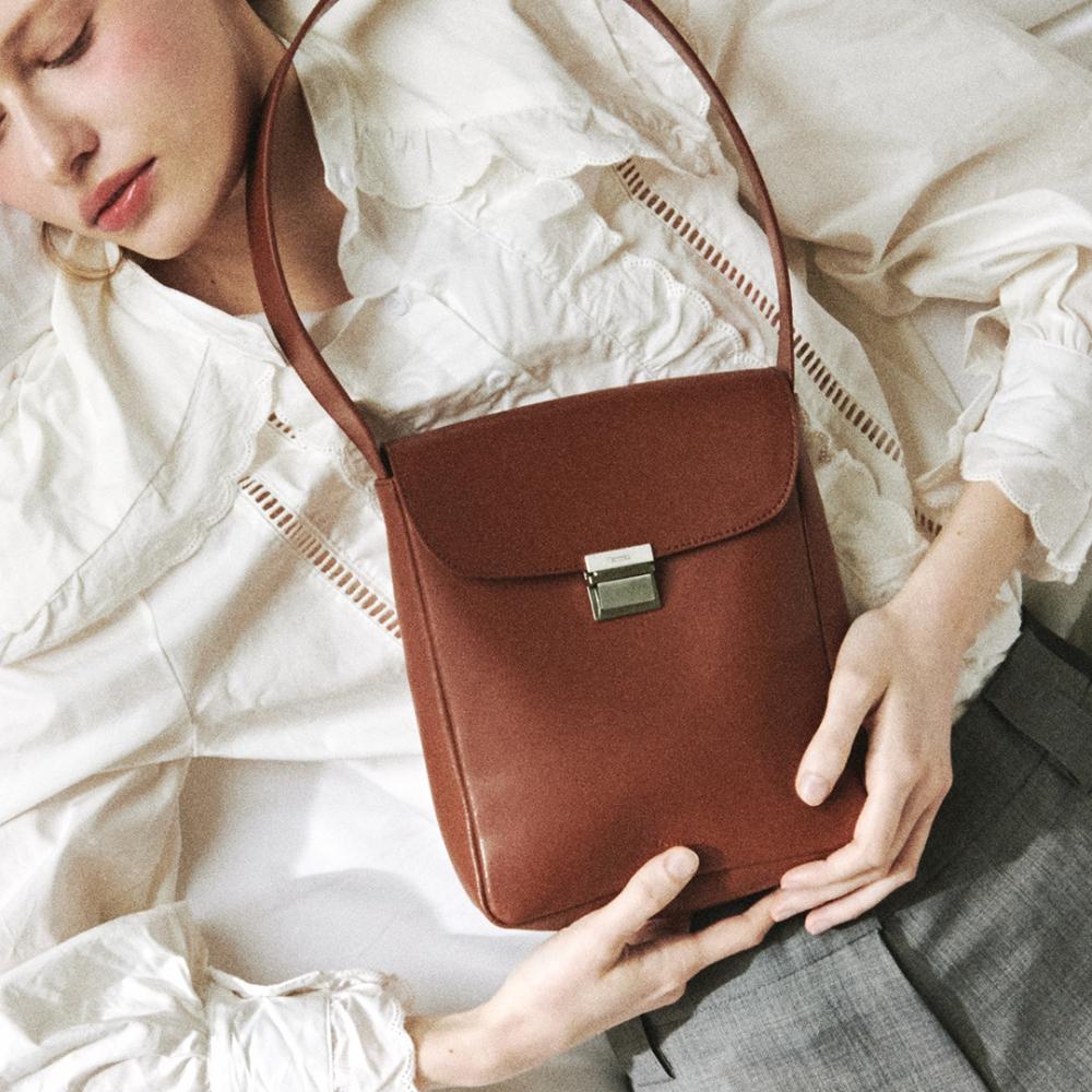 

СУМКА FENNEC PUSH FLAP TAN BROWN