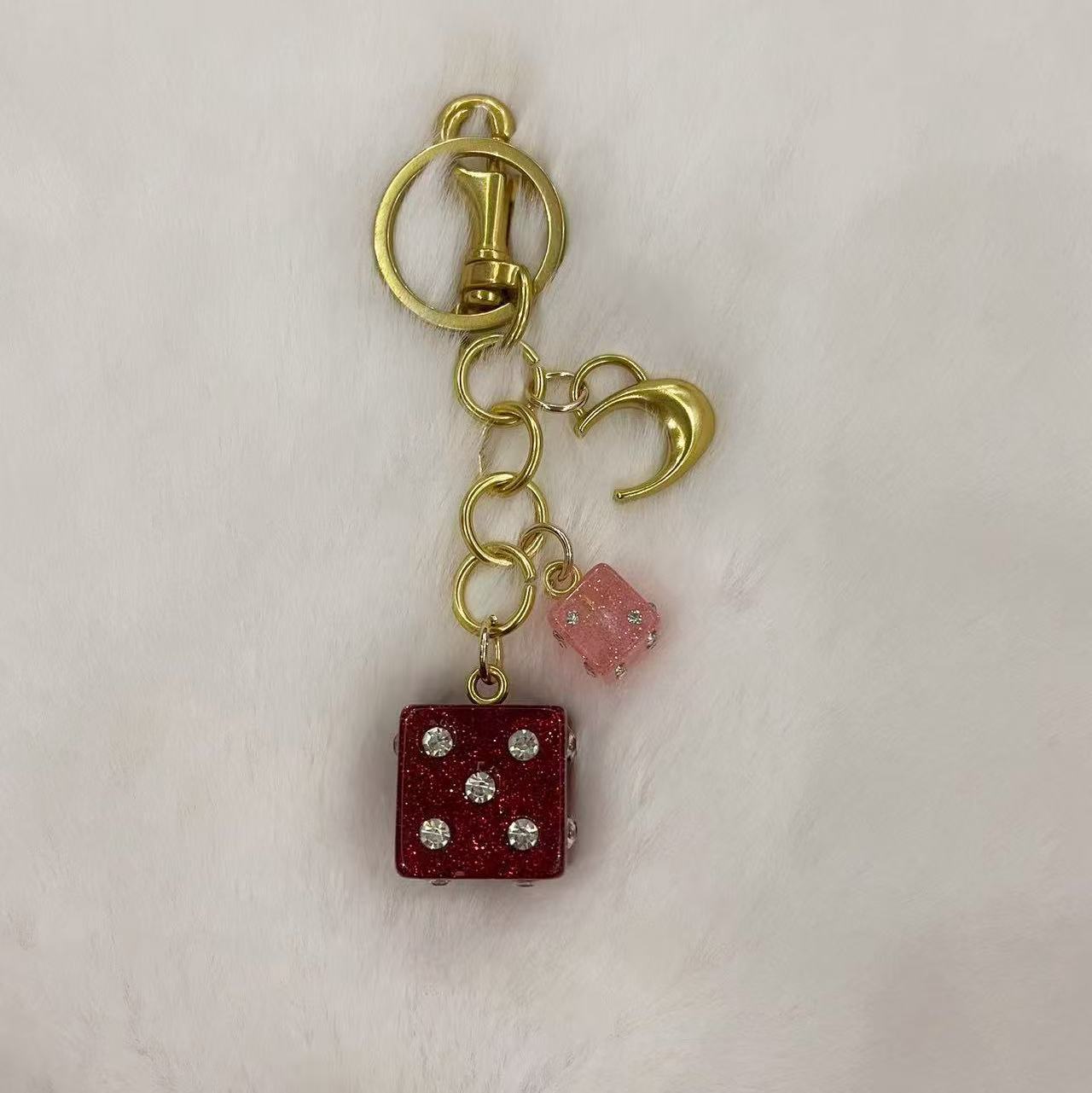 Dice Keychain C Home Pendant Key Pendant Creative Exquisite Car Jewelry Boutique Women S Bag Kou Home Pendant красный