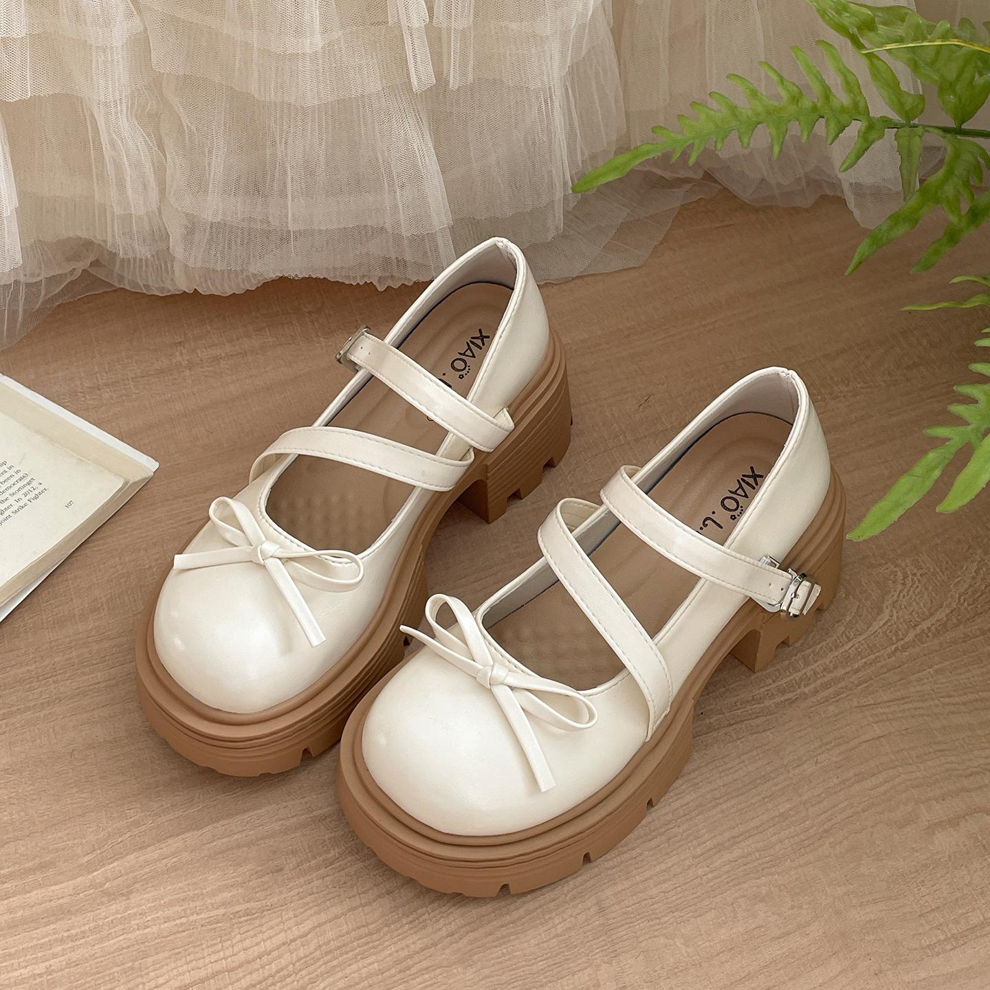 

White French retro platform thick heel small leather shoes women s 2025 new summer skirt heightening Mary Jane single shoes 39 бежевий