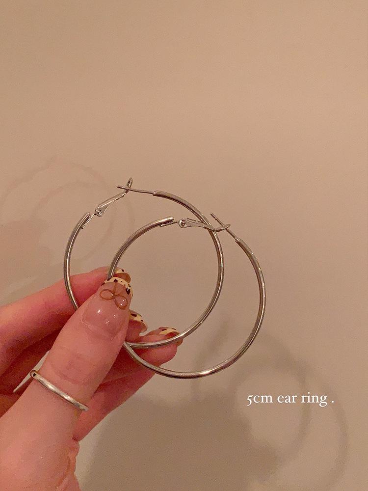 Серьги-пусеты «Летний курортный стиль Мори Сладкий лепесток 2025»