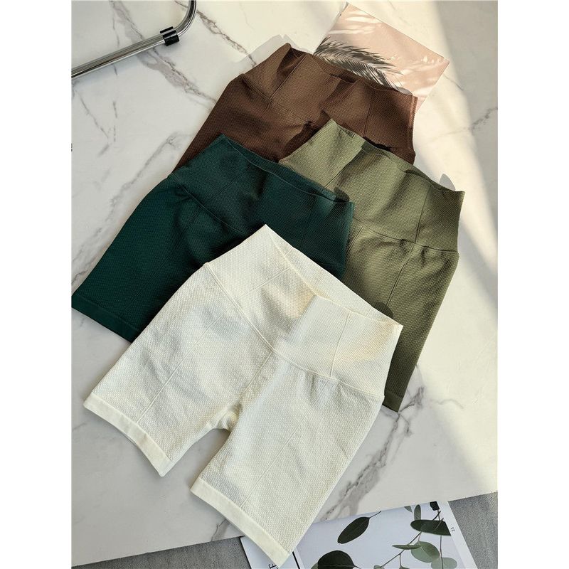 Yoga Seamless Minimalist Style Fitness Women Breathable Shorts