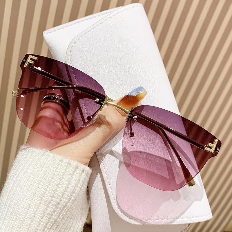 Diamond-encrusted F-letter frameless sunglasses ins wind fashion sunglasses high-end metal sunglasses women's one