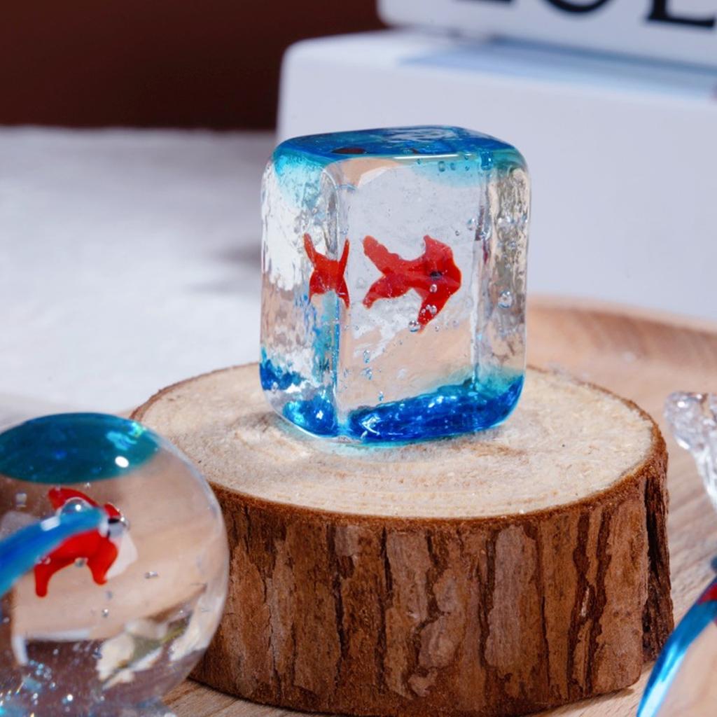 Glass Fish Tanks Figurines Tabletop Centerpiece Ornament Home Decors Crystal Collectible Figurines Gift for Christmas