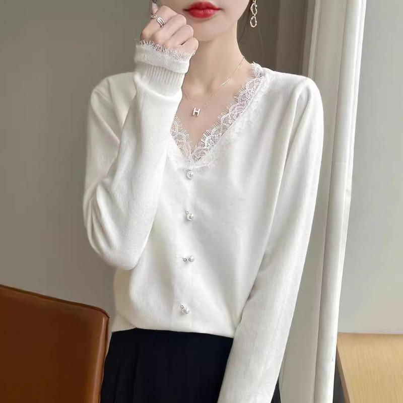 Stylish and thin fashion V-neck lace edge knitted bottoming shirt women's thin sweater top