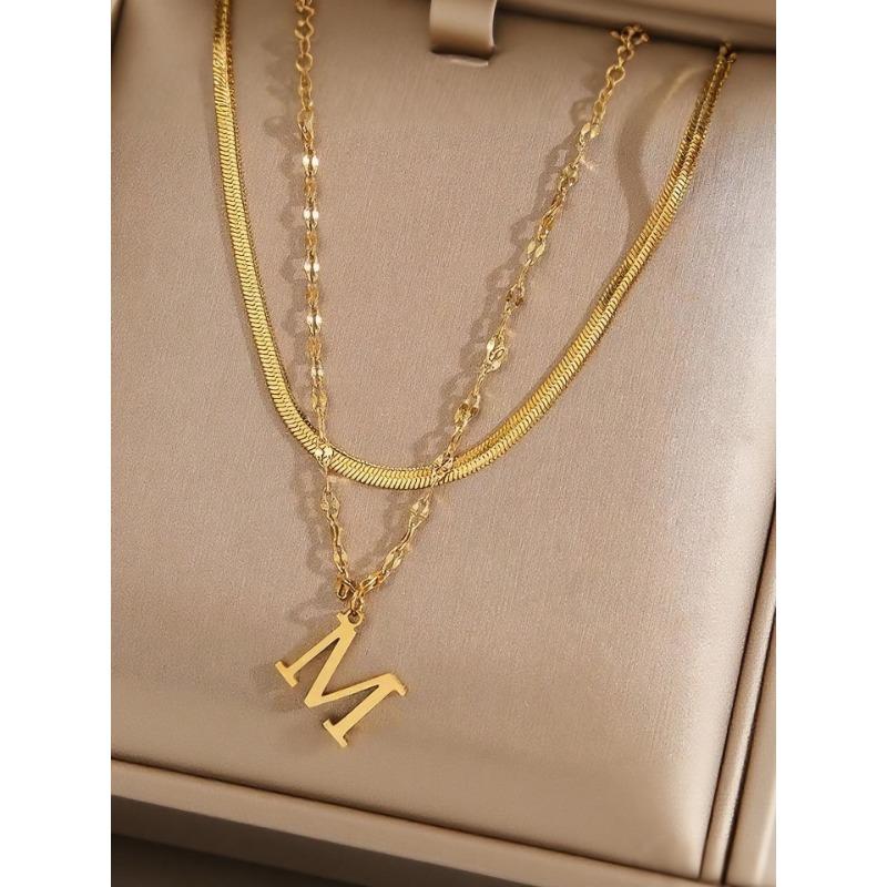 Collar Minimalista de Moda con Colgante de Letra de Acero de Titanio para Clavícula Unisex