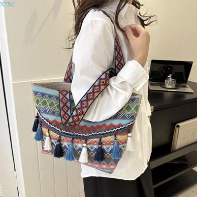 X7XC Stylish Ethnic Women Shoulder Crossbody Bag Fashionable & Practical Knit Tote Bag Minimalists Sholder Bag