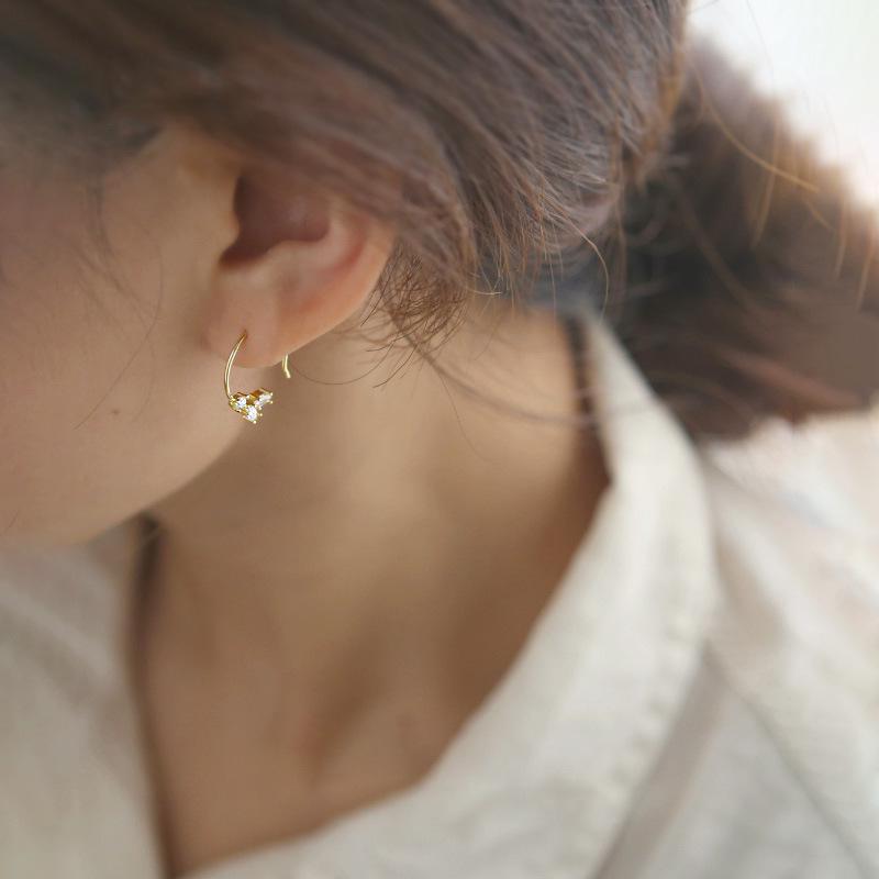 Gilded Leaf Earrings: S925 Sterling Silver Hooks, Fashionable, Light Luxury Design, Women's Dangle Jewelry.