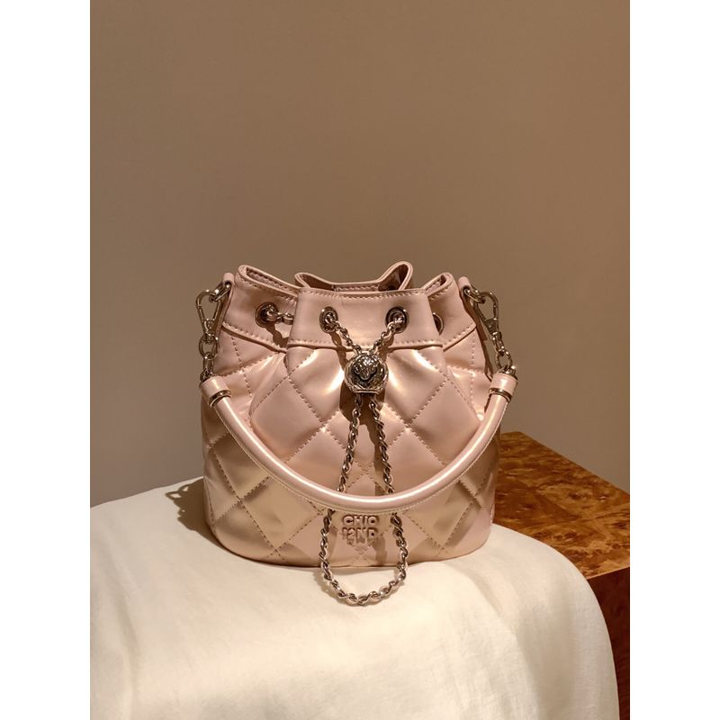 

South Style Chio2nd Hepburn Garden Bucket Bag Women s Summer Quilted Chain Shoulder Crossbody Delicate Pouch Pearl powder