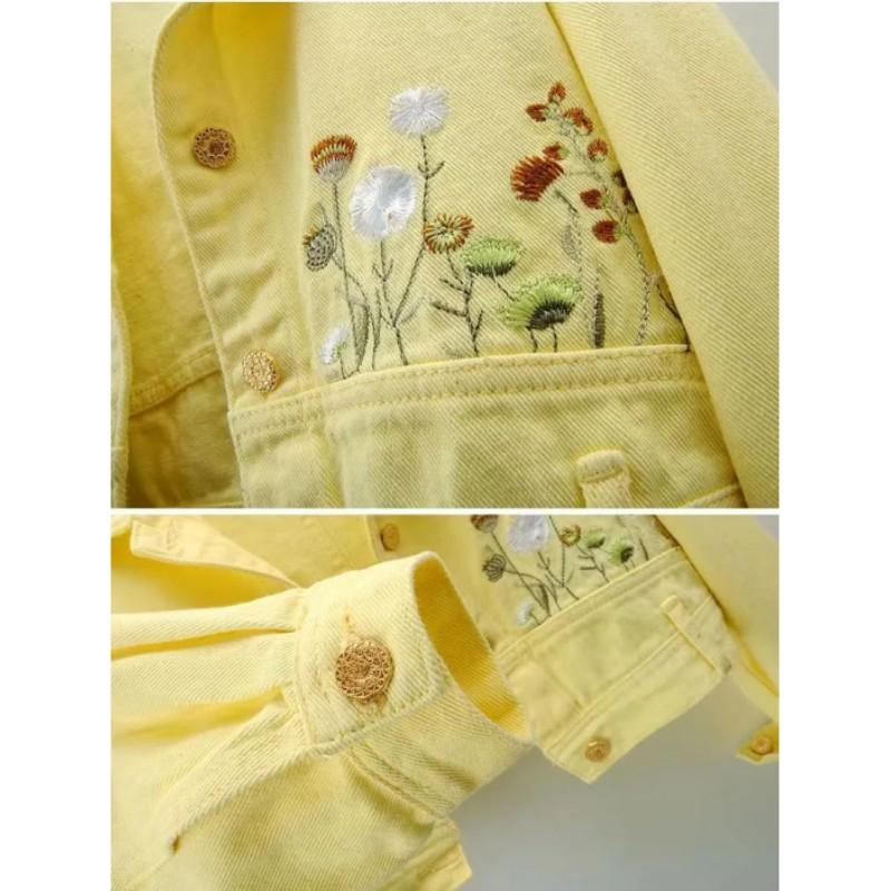 Dámská jarní a podzimní krátká džínová bunda s výšivkou Svěží sladká bunda s klopou