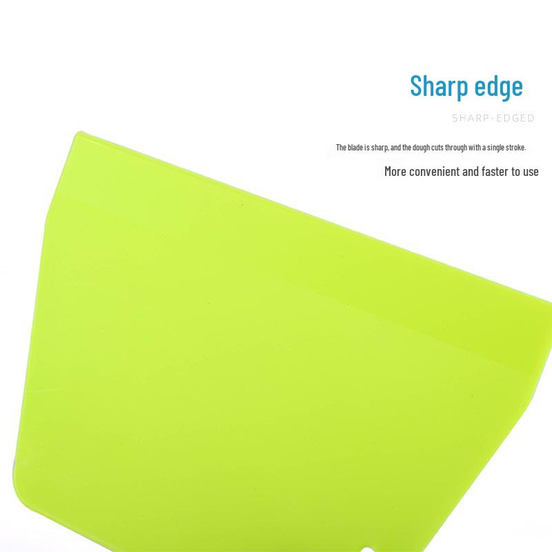 Plastic Faceted Cake & Scraper Tool for Icing and Baking