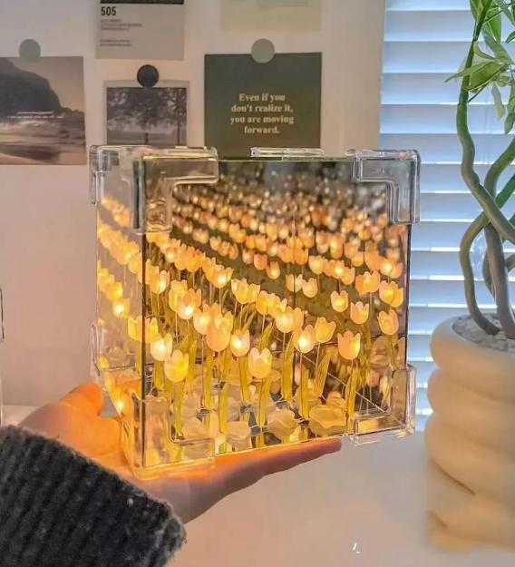 

DIY Tulip Mirror Cube Lamp Simulation Flower Bedroom Sleeping Table Lamp Handmade Craft Tulip Mirror Night Light Birthday GiftS фіолетовий