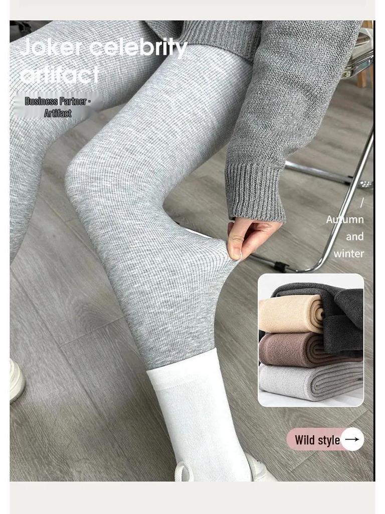 Women's Oatmeal Fleece-Lined Stirrup Leggings: High-Waist, Slimming Base Layer for Spring/Autumn/Winter 2025.