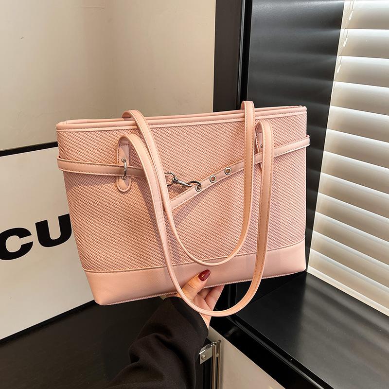 Large-capacity simple tote bag women's new niche design versatile shoulder bag work commuter bag