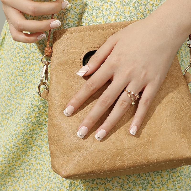French White Edge Rhinestone Short Press-on Nails – Travel-Ready Wearable Manicure