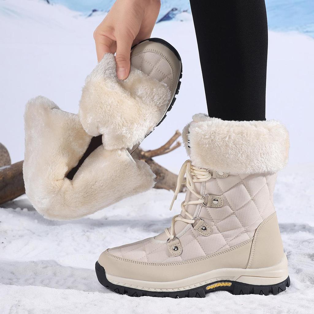 Women's Size 42 Warm Velvet-Lined Winter Snow Boots - Non-Slip, Wear-Resistant, Cold-Resistant Cotton Shoes.