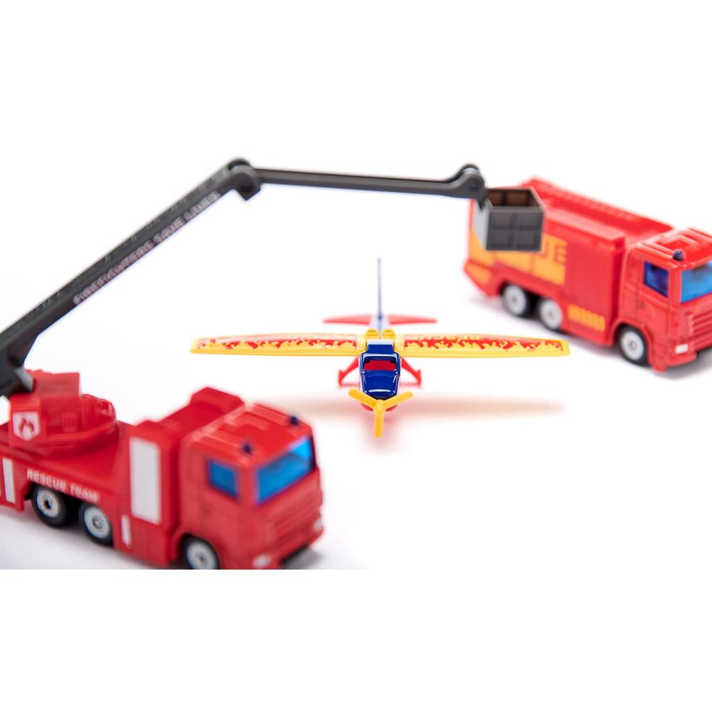 SIKU Gift Set Fire Truck for Ages 3 and Up (SK6330)