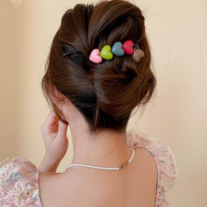 New Twist Hair Clips Plastic Round Love Heart Beaded Hairpin for Women Long Hair Holder Barrette Twisted Women Hair Accessories
